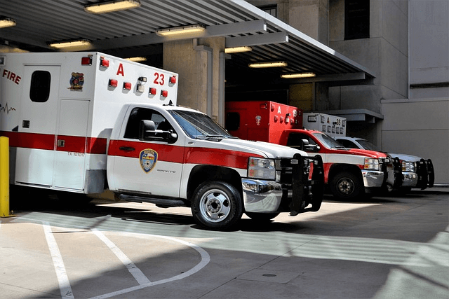 salle d'urgence, hôpital, ambulance